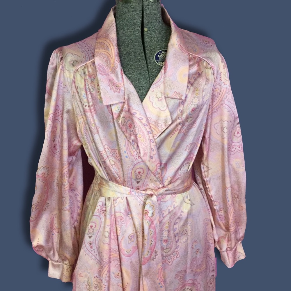 Pink, Paisley Gilligan O’Malley Robe